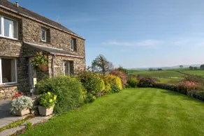 High Butterbent Cottage -  Rural cottage that sleeps 6 guests  in 3 bedrooms - Image 2