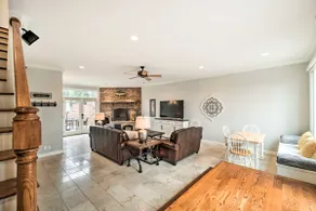 Relax Poolside! Family Getaway in Nashville Area - Image 4