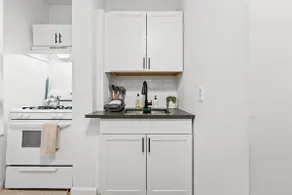 2BR In Times Square Near Restaurants, FIFA - Image 5