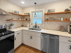 Sunset Villa • Walk to Park • 4 Miles to UNCW - Image 2