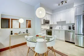 Freshly Renovated Ski-In/Ski-Out Luxury Condo - Image 4