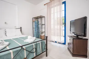 Hippocampus Apartments 2 min walk from the beach - Image 3