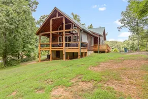 Private Luxury Couples Paradise Full of Amenities - Image 2