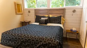 New! Lux Cabin, Bicycling on lush verdant trails - Image 3