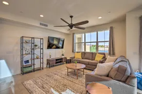 Lakefront Indio Villa: Private Pool & On-Site Golf - Image 4
