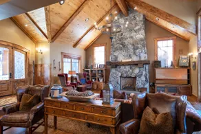 Luxury 4BD Located at Old Greenwood! - Image 4