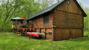 Shenandoah Shores Waterfront Log Cabin - Image 4