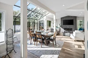 Beachfront, Hot Tub, King Beds. - Image 5