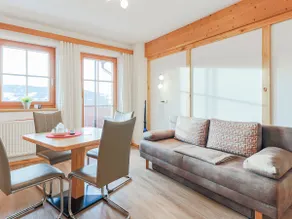 Tyrolean apartment with ski lift nearby - Image 5