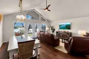 Waterfront LBJ Escape | Dock, Hot Tub & Sleeps 13 - Image 5