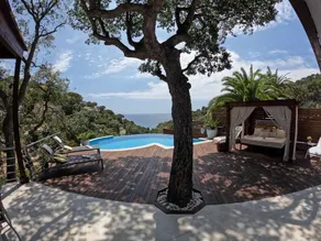 Mediterranean style 200 meters from the beach with a pool - Image 4