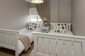 Beach Club Self Catering Apartments - Image 5