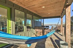 Entire Home w/ Lake Granbury Views + Game Room! - Image 2