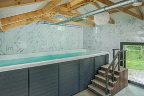 17P 7B Large farmhouse with indoor Pool Sauna - Image 3