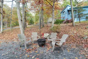 Fire Pit & Gas Grill: Charming Poconos Abode! - Image 2