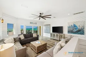 🐚 Silver Beach Retreat | Beachfront | FREE VIP Package | Beach Chair Service - Image 3