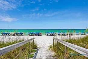 🐚 Silver Beach Retreat | Beachfront | FREE VIP Package | Beach Chair Service - Image 4