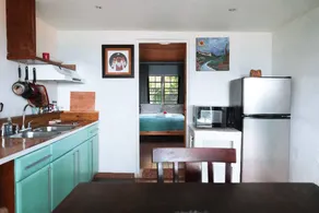 Peje Blanco Beachfront Farm Stay - Image 5