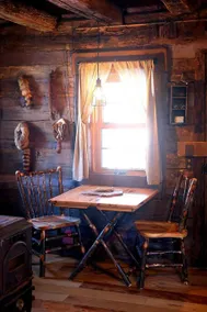 Renovated 1800s Pioneer Cottage - Image 5