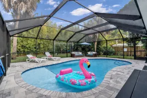 Free Htd Pool • Steps to the Bay • Pet-Friendly • Near Siesta Key - Image 2