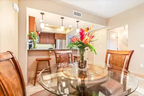 Elegant Oceanview Villa w/Resort Pool, Spa & AC - Image 3