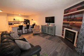 Hawks Nest 122-Lakefront condo-King Bed - Image 3