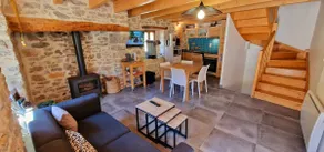 Gîte la Cardabelle -Gîte-Casa de banho privativa com banheira - Image 2