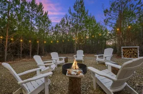 Instaworthy Cabin in Prime Location/Patio Oasis! - Image 5