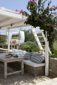 Sea Paros Holiday Villa with panoramic views over Naoussa bay - Image 2