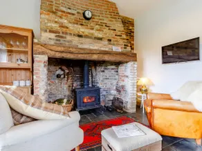 Pettingalls Farm Cottage - Image 3