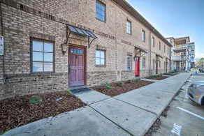 Modern Retreat ~ 1/2 Mi to Bryant-Denny Stadium - Image 3