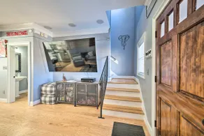 Modern Retreat ~ 1/2 Mi to Bryant-Denny Stadium - Image 5