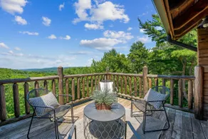 Luxury Log Cabin: Stunning Lake Views, 3 Decks - Image 2