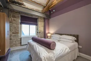 Petite Studio - Landmark View - Image 4