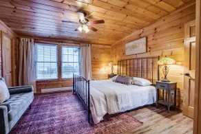 Chalet: 3 bedroom cabin on Seneca lake wine trail - Image 3