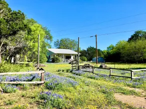 Ranchalet at Lake Travis - Image 3