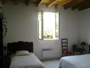 Renovated house with pool and garden in Moulins - Image 5