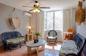 Unbeatable Location! Pool AC TV Wifi 1 car - Image 3