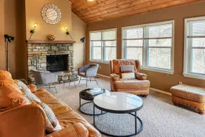 Hike, Golf & Swim! Rumbling Bald Resort Mtn Home - Image 4