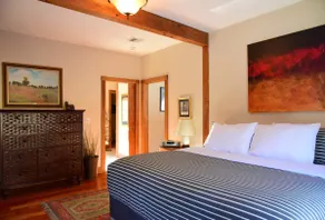 Berkshire Vacation Rentals: Peaceful Post and Beam Loft Sleeps 9 - Image 5