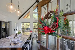Modern Cabin w/ Hot Tub: 1 Mi from Hochatown! - Image 4