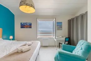 VILLA ”LA NOIRMOUTRINE” SEA FACING – PORTE DES ILES - Image 4