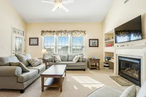 Bear Trap Dunes 2nd floor condo with golf on site fireplace & free WiFi - Image 4