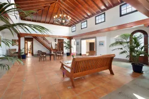 Ferienhaus 'Finca Bellavista' mit Meerblick, Pool, Garten und Terrassen - Image 3