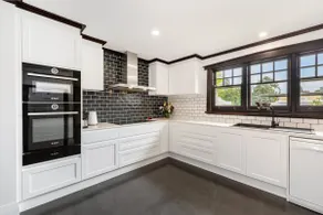 Whiterocks Tanunda Walk to Cafés Sleeps 8 Heritage - Image 2