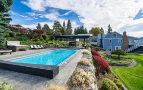Lake Chelan View Home with pool, hot tub & yard! - Image 4