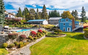 Lake Chelan View Home with pool, hot tub & yard! - Image 5