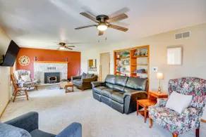 Waterfront Fond du Lac Home on DeNeveu Lake! - Image 4