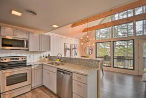 Designer Retreat w/ Pool, Golf + Beach Access! - Image 4