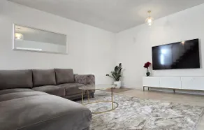 Stunning Home In Zmijavci - Image 4